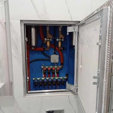 Люк под плитку Секрет 3.0 400*900, с антипровисом Люк под плитку Секрет 3.0 400*900, с антипровисом